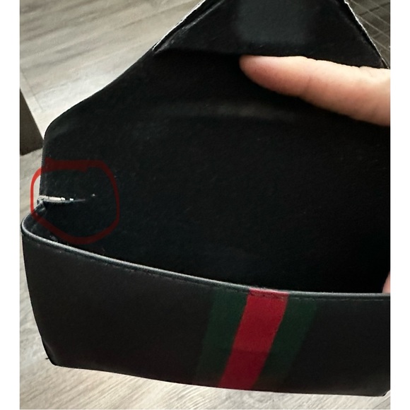 Women’s Gucci Oversized Sunglasses - Picture 12 of 12